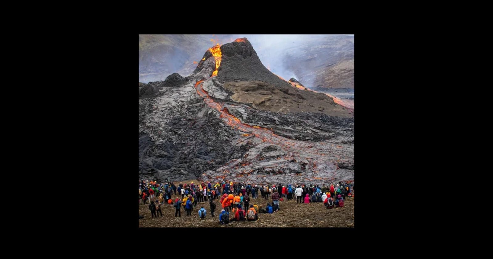 Извержение вулкана в исландии эйяфьятлайокудль. Лава фото. Извержение вулкана в исландии 2010. Извержения вулкана эйяфьядлайёкюдль (исландия. Вулкан в исландии эйяфьятлайокудль.