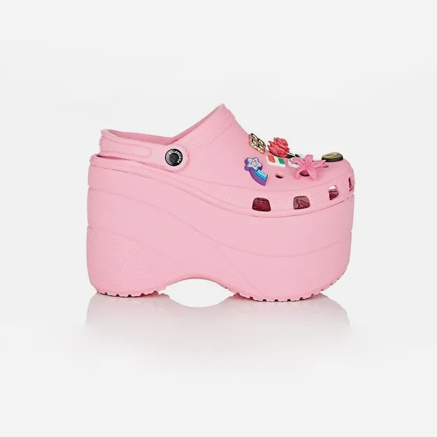 Balenciaga і Crocs створили крокси на шпильці - Bazilik Media