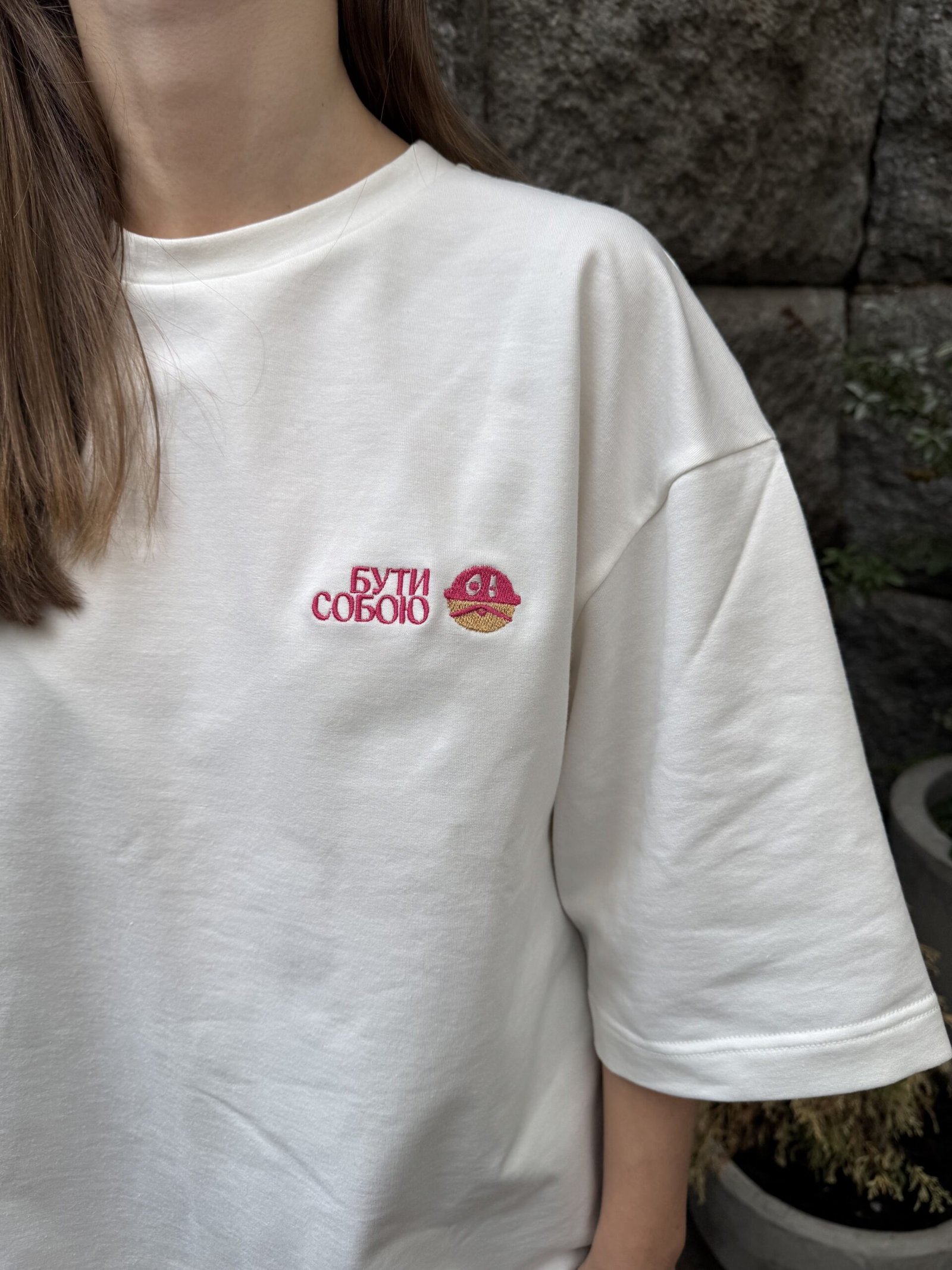 Projector Publishing відкрило передзамовлення на ювілейний випуск артбуку «Telegraf №5. Бути Собою»