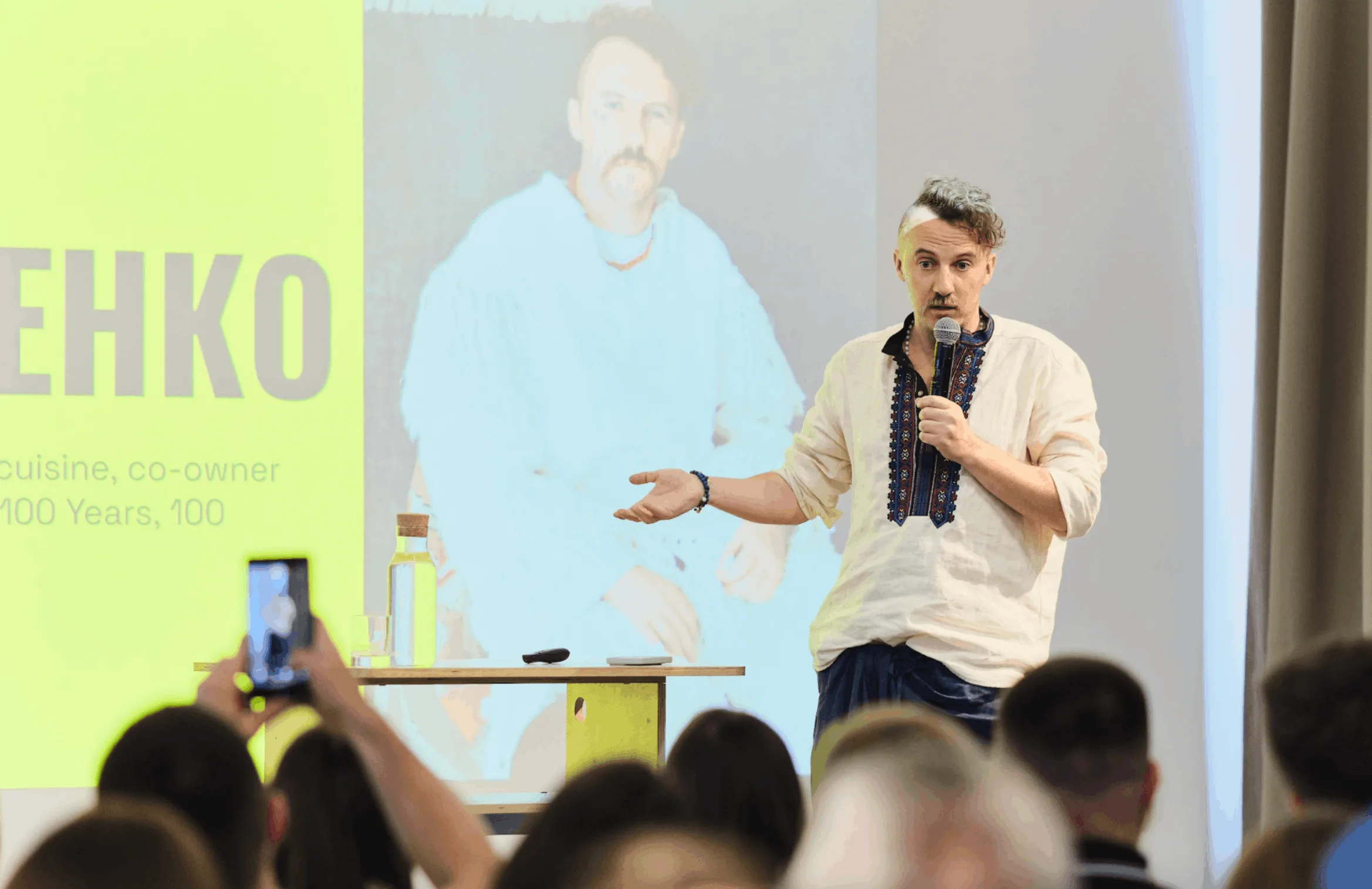 Не пий просеко до підписання договору з клієнтом.