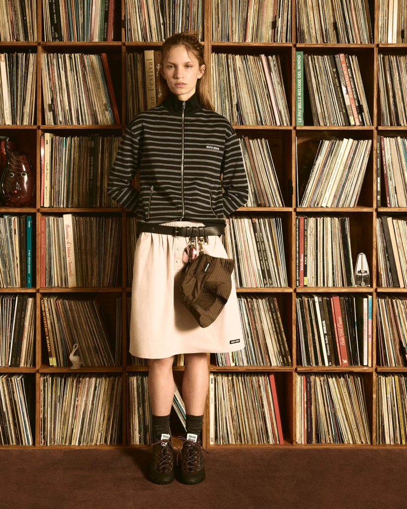 Miu Miu відкрив мережу вінілових поп-апів Vinyl Club одразу в шести містах Азії та в Парижі